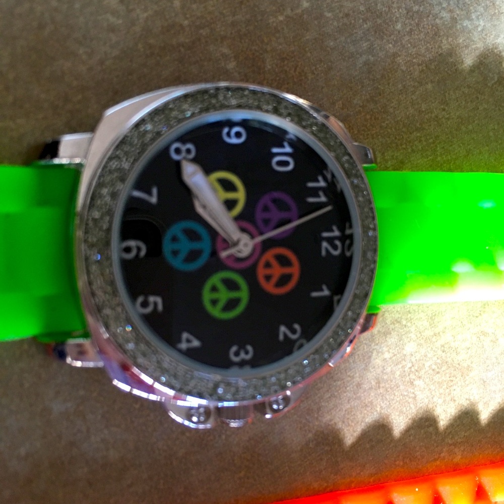 Crystal/Peace sign watch.